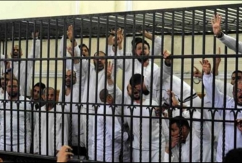  تأجيل محاكمة 25 معتقل بمدينة العاشر من رمضان لتعذر حضورهم