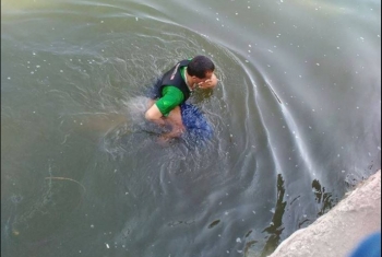 غرق طفل في كفر صقر أثناء اللهو فى بحر مويس
