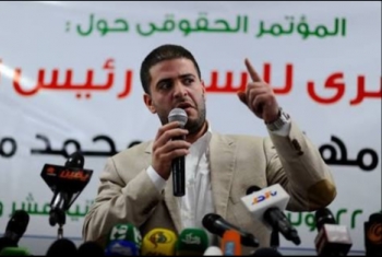 نجل الرئيس مرسي يستنكر الانتهاكات ضد شقيقه ومعتقلي 