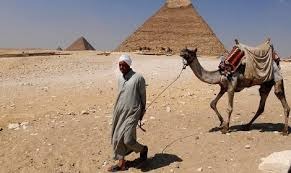  بي بي سي: نظام السيسي يدفع السياح للهروب من مصر