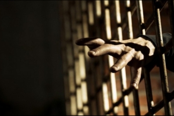  استغاثات لإنقاذ المعتقلين في  سجن 
