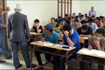  2473 طالبًا بالدبلومات الفنية يؤدون امتحانات الدور الثاني بالشرقية