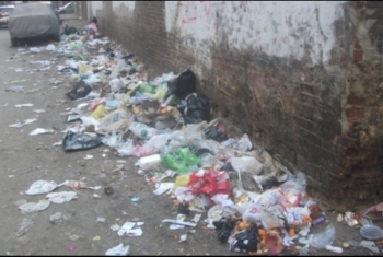  شكاوي من إلقاء مخلفات وقمامة في طريق العصلوجي بالزقازيق
