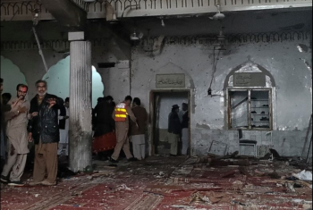  ارتفاع عدد ضحايا تفجير مسجد بيشاور في باكستان لـ 57 قتيلا و200 جريح