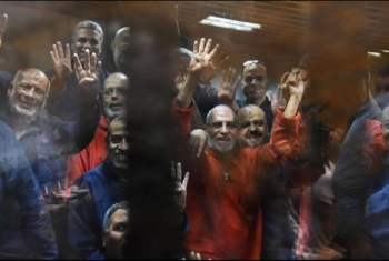  تأجيل المحاكمة الهزلية للمرشد العام وآخرين في هزلية «أحداث الإسماعيلية» لـ 29 يونيو