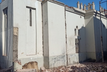  إصابة عامل في انهيار جزء من مئذنة مسجد تحت الإنشاء بأبوحماد