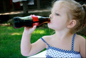  المشروبات الغازية للأطفال خطر