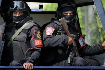  شرطة الانقلاب تعتقل مواطنين من مشتول السوق