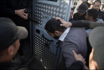  أمن الانقلاب يعتقل مواطن من محل عمله بأبوحماد