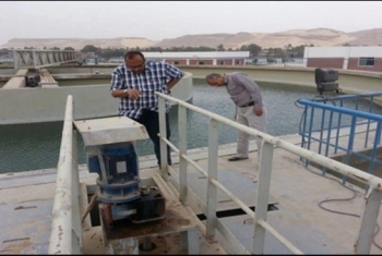  اشتباكات بين الأهالي وعمال محطة مياه شرب العزيزية