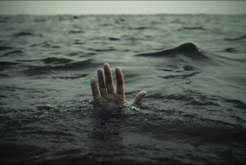  غرق طالب فى مياه بحر 