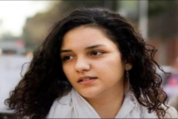  حبس الناشطة سناء سيف عامًا ونصف العام