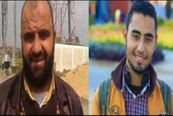  إخوان أبو حماد يواسون أخاهم المعتقل أوسام راشد في وفاة والدته